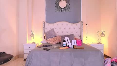 Elizabeth  online show from July 26, 2026, 1:40 pm