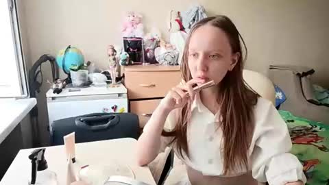 Eliza online show from July 25, 2026, 5:49 am