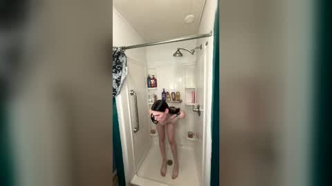 ella_royal1 online show from July 26, 2026, 2:57 pm