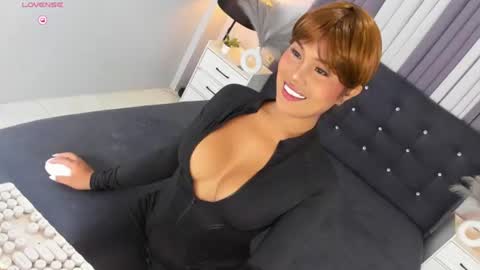 Snapshot of ellabrown_ chatting on June 27, 2026, 10:20 am SINGLE PO online show from June 27, 2026, 10:20 am