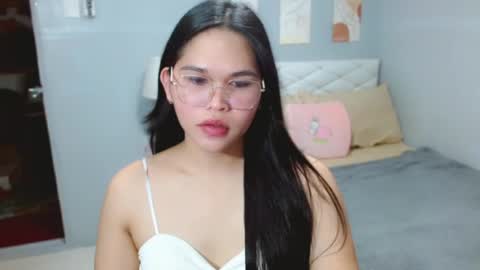 EllaFord online show from July 5, 2026, 12:17 am