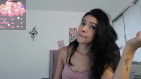 Ella Amoneth online show from June 29, 2026, 7:47 pm