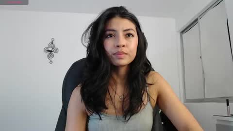 Ella Amoneth online show from July 16, 2026, 2:28 am