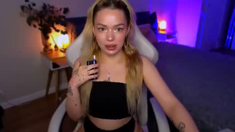 Ella online show from August 9, 2026, 6:18 am