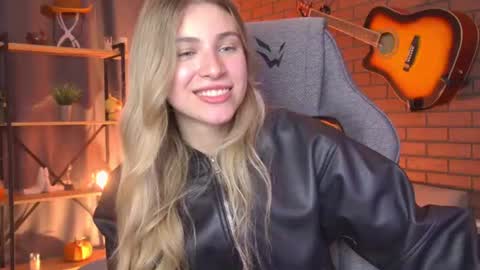 elliecutes online show from June 29, 2026, 10:15 am
