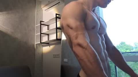 elliot_muscle04 online show from June 28, 2026, 3:40 pm