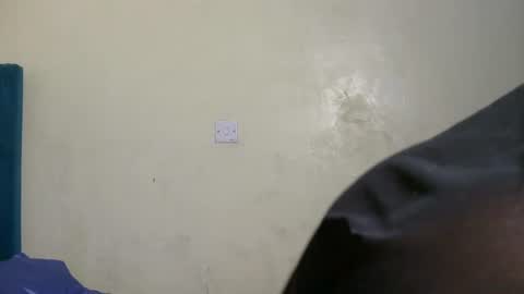 elllanna online show from June 19, 2026, 1:32 am