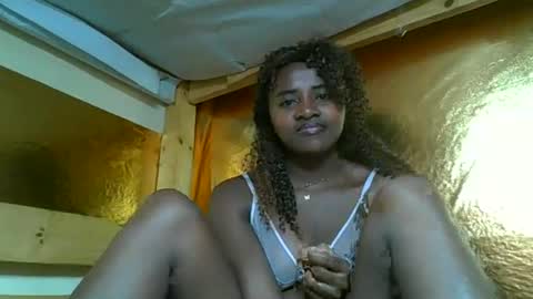 Snapshot of ellodi chatting on June 21, 2026, 9:12 am Ellodi online show from June 21, 2026, 9:12 am