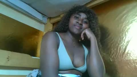 Snapshot of ellodi chatting on June 25, 2026, 10:31 am Ellodi online show from June 25, 2026, 10:31 am