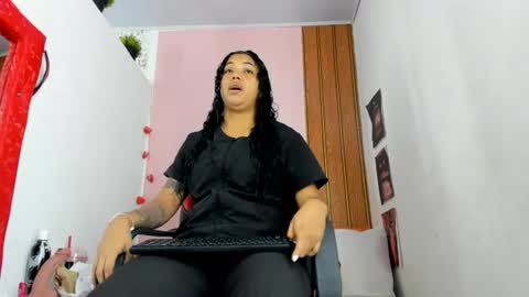ellybloom online show from July 25, 2026, 1:41 pm