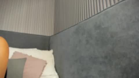emelie_89 online show from July 22, 2026, 11:35 am