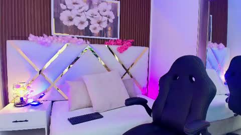 Emily  online show from July 11, 2026, 7:55 am