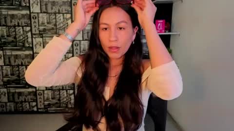Emilia Gomez online show from June 27, 2026, 11:10 pm