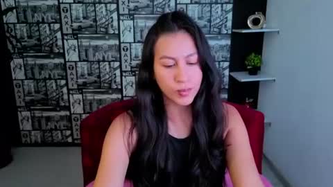 Emilia Gomez online show from July 9, 2026, 2:37 am