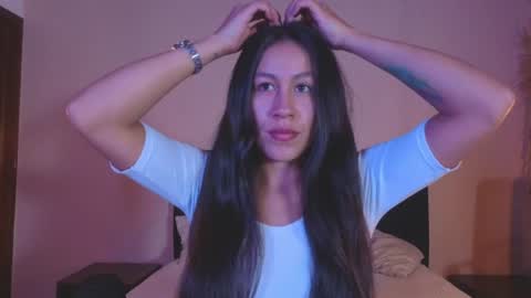 Emilia Gomez online show from July 16, 2026, 11:00 pm