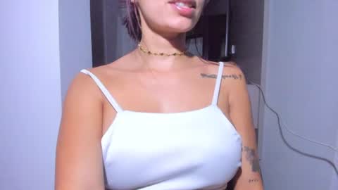 Snapshot of emillyhils1 chatting on June 12, 2026, 8:57 am emilly online show from June 12, 2026, 8:57 am