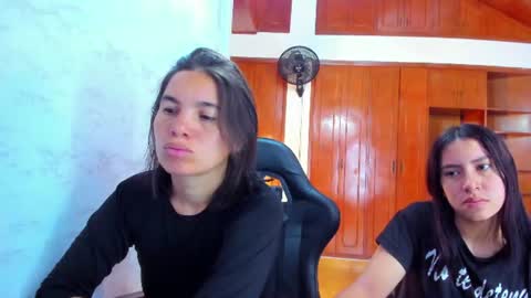 Emily and Soffy online show from July 25, 2026, 1:08 pm