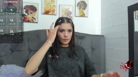 emily_collins1_ online show from July 24, 2026, 11:14 pm