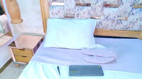 emily_greco online show from July 17, 2026, 11:39 am