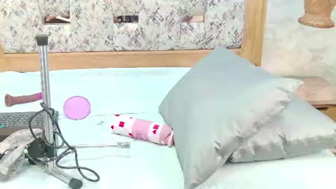 emily_greco online show from July 29, 2026, 11:41 am