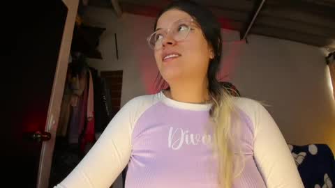 Julieta online show from May 6, 2026, 3:06 pm