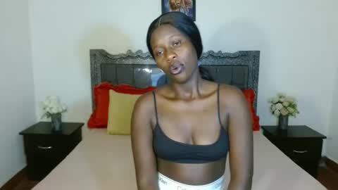 Snapshot of emilyblack202 chatting on February 11, 2026, 4:06 am Emily online show from February 11, 2026, 4:06 am