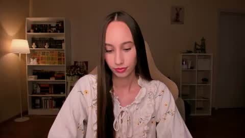 Alina online show from June 22, 2026, 7:55 pm