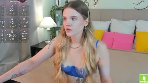 emma__peach online show from July 14, 2026, 7:46 am