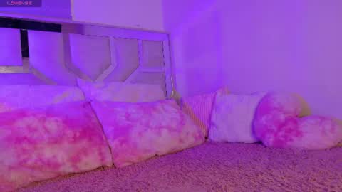  Emma  online show from July 26, 2026, 2:53 am