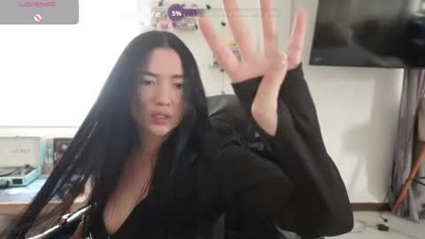 emma_johnson_ online show from July 1, 2026, 3:56 pm