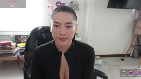 emma_johnson_ online show from July 22, 2026, 3:26 pm