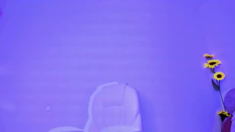 Emma online show from February 12, 2025, 9:42 am