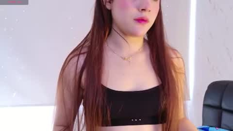 emma_wattsoon online show from July 7, 2026, 2:54 pm