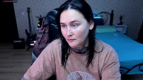 Snapshot of emmybrightj_ chatting on June 5, 2026, 5:36 am Emmy Bright 50 online show from June 5, 2026, 5:36 am
