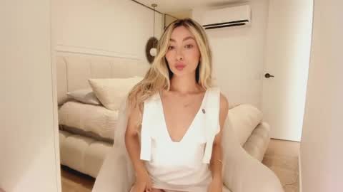 emyconneer online show from July 5, 2026, 5:20 pm