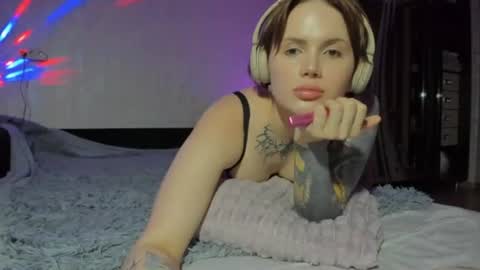 Snapshot of emydeliro chatting on July 21, 2026, 8:00 pm emydeliro online show from July 21, 2026, 8:00 pm
