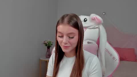 EricaFoxes online show from July 18, 2026, 4:11 pm