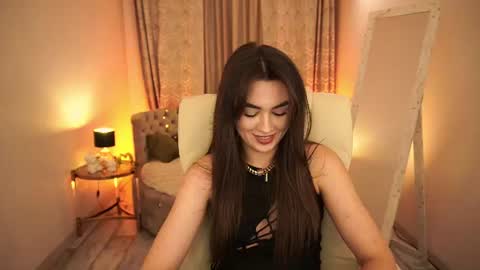 Erica online show from June 26, 2026, 2:10 pm