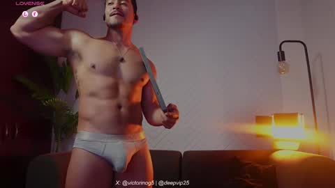 eroswolf online show from May 11, 2026, 9:01 pm