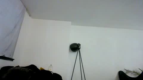 Snapshot of erotica_angel chatting on May 11, 2026, 5:02 am Nikki Erotica online show from May 11, 2026, 5:02 am