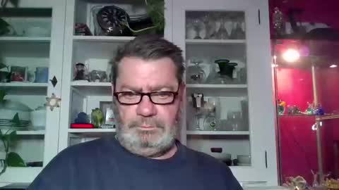 Erwins room welcome sound on online show from January 10, 2025, 12:17 am