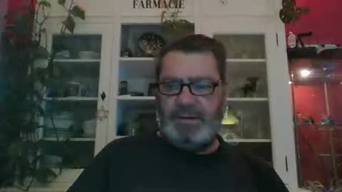 Erwins room welcome sound on online show from January 17, 2025, 2:08 am