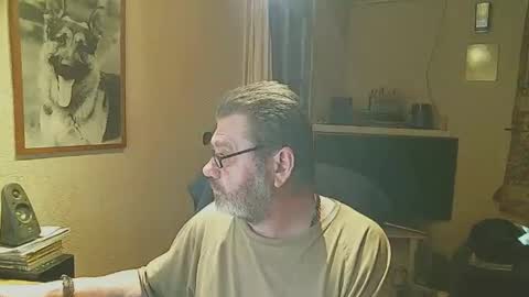 Erwins room welcome sound on online show from January 20, 2025, 2:01 am