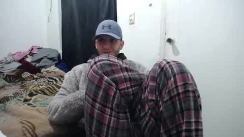 Esteban online show from September 19, 2025, 11:11 am