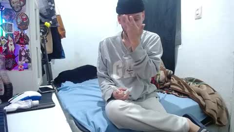 Esteban online show from September 24, 2025, 12:08 pm