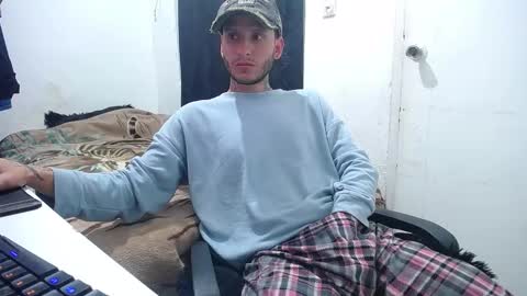 Esteban online show from September 27, 2025, 5:40 pm