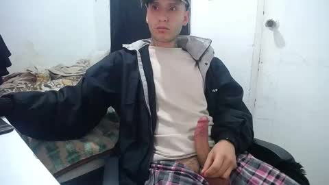 Esteban online show from October 11, 2025, 2:48 pm
