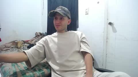 Esteban online show from October 13, 2025, 12:27 pm