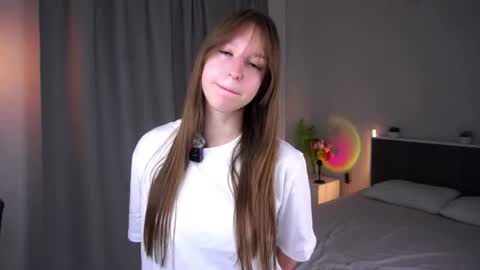 Lily online show from July 20, 2026, 5:48 pm