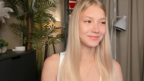 Natalie online show from July 25, 2026, 6:00 am